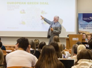 Experti diskutovali se studenty klimatické politiky států střední Evropy