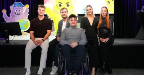 Studenti MUP s Miss World a příšerkami vyráží do škol zlepšit finanční gramotnost
