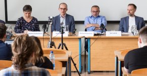 Čínsko-ruské vztahy a válka na Ukrajině: vzniká nezápadní bezpečnostní aliance?