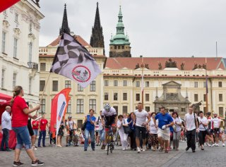 Metropolitní univerzita Praha opět vyráží na cyklistický maraton