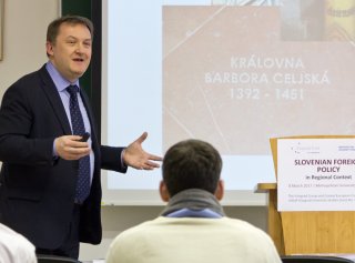 Slovinský velvyslanec přednášel na Metropolitní univerzitě Praha