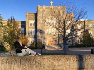 Vanesa Fraňová na Saint Mary's University v Halifaxu