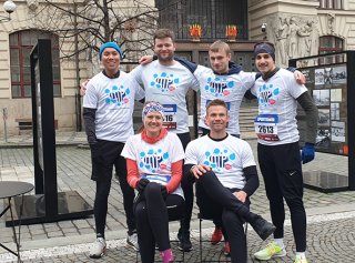 Běžci MUP na pražském ½maratonu